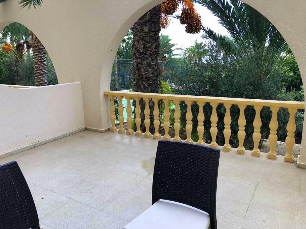 Oscar Beachfront Resort & Spa & Casino Кирения Экстерьер фото