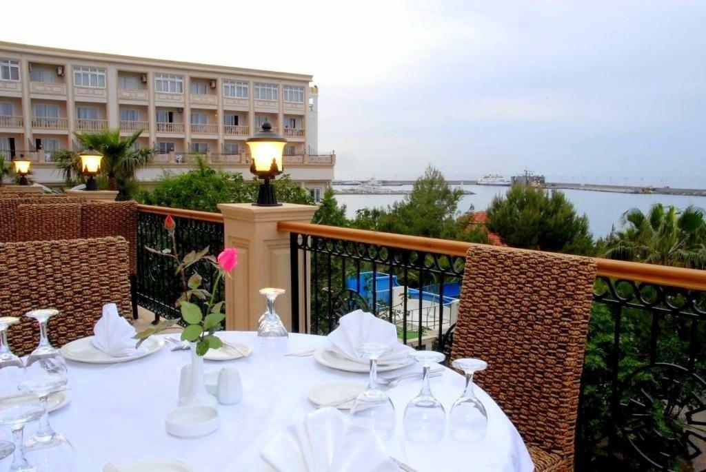 Oscar Beachfront Resort & Spa & Casino Кирения Экстерьер фото