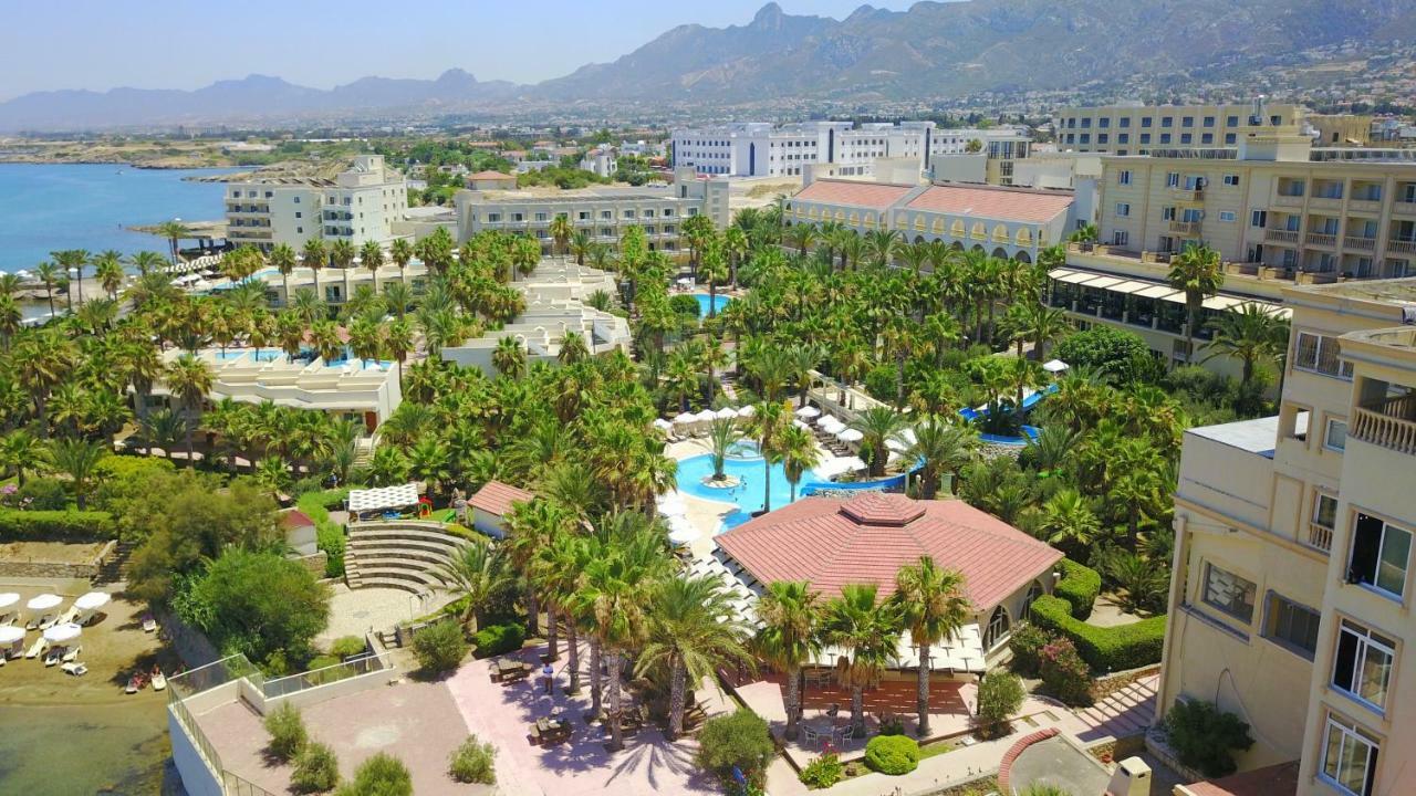 Oscar Beachfront Resort & Spa & Casino Кирения Экстерьер фото